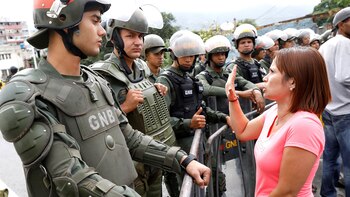 Efectivos de la GNB durante