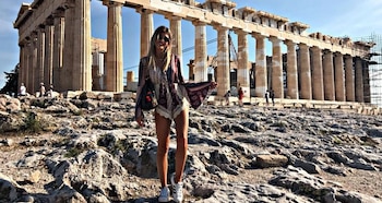 La modelo posando en el