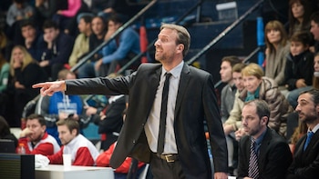 Ginobili al mando de Bahía