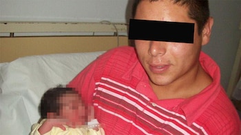 Romero es padre de una hija de cinco años: tiene una orden de restricción perimetral.