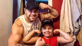 Hague era padre de Brady,