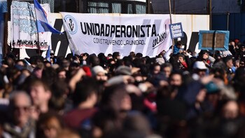Una bandera de unidad peronista