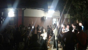 Media hora más tarde la