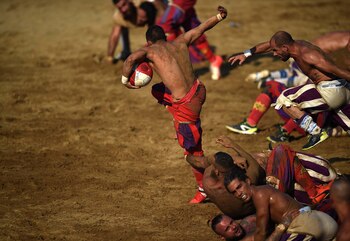 El torneo que se disputa todos los años en Italia es uno de los más violentos del mundo