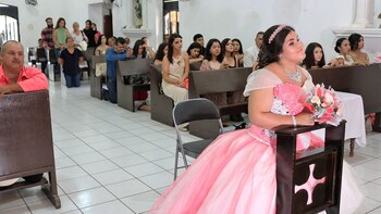 La adolescente quería lucir un