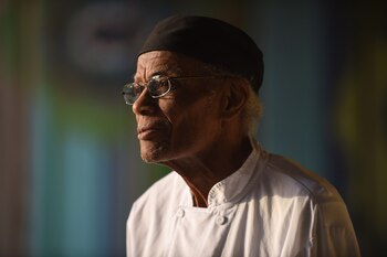 Cecil Exum es el empleado