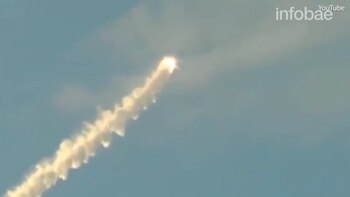 El cohete lanzado es un