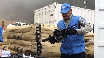 Un integrante del contingente argentino