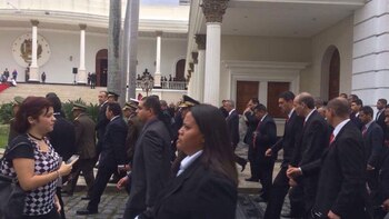 Funcionarios del régimen de Nicolás