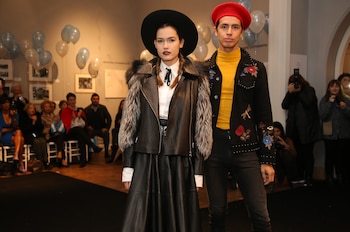 Santiago Artemis propusó una fusión con un toque punk con pieles y cuero (Juan Villagran)