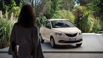 El Lancia Ypsilon es el único modelo que persiste: sólo en Italia y con un módico registro de ventas