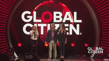 Shakira, Macri y Awada