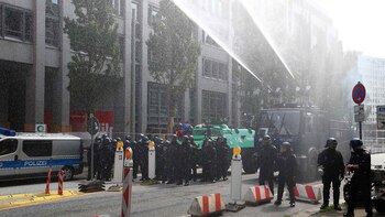 Las autoridades esperan hasta 100.000