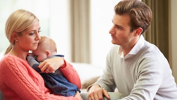 Muchas mujeres tienen una mirada idealizada sobre la maternidad (iStock)