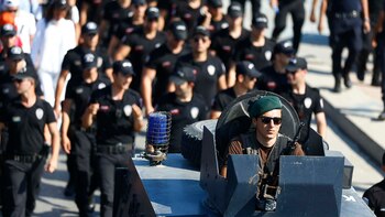 Un enorme dispositivo de seguridad