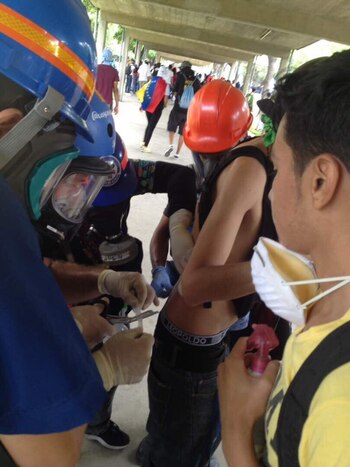 Varios estudiantes resultaron heridos con