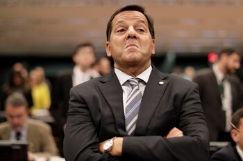 El diputado Sergio Zveiter recomendó