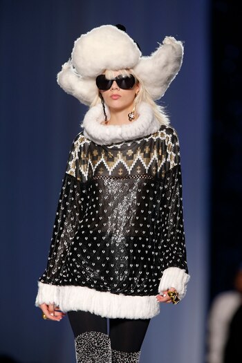 Con el gorro ruso en