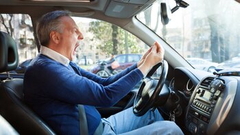 Los conductores hombres son más agresivos