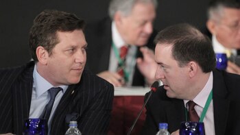 Gorka Villar junto con Alejandro