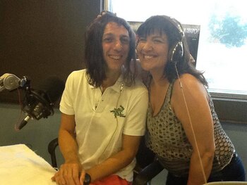 Junto a Elizabeth “La negra”