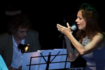 Sus temas más conocidos fueron