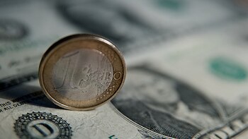 Otro día sin intervención del Banco