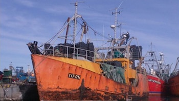 “Tifón”, la otra nave involucrada