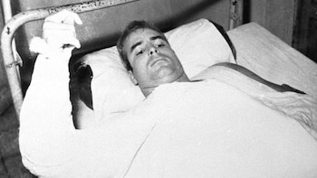 John McCain cayó en manos