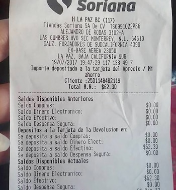 El ticket que presentó en el que le hacían la devolución del dinero (Foto: Facebook)