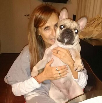 Gladys, con Martita en brazos