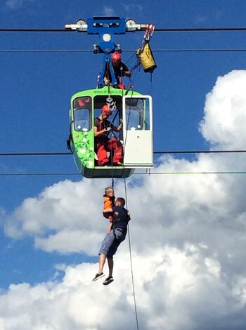 (Martin Oversohl/dpa via AP)