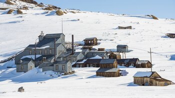 Con ayuda de los encargados