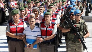 Las fuerzas turcas se llevan