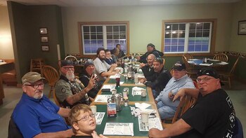 Desayuno previo. En el centro,