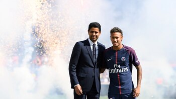 Neymar fue presentado en el