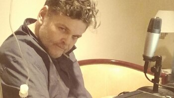 Casero sale al aire con