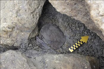 La lonchera, en el lugar del hallazgo (Servicio Arqueológico del Cantón de Berna)