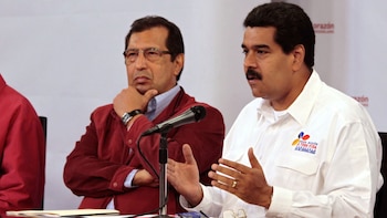 Adán Chávez, junto a Nicolás