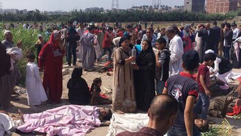 Como resultado del choque, volcaron