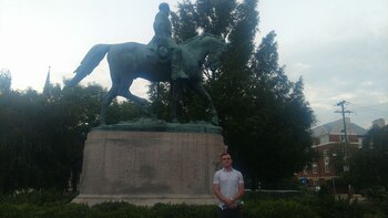 Tefft, junto a la polémica