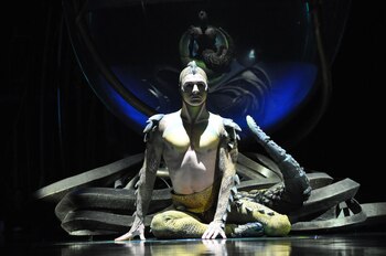 Mitad humano, mitad lagarto, Cali