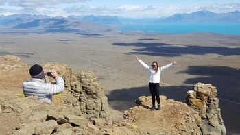 Excursión llamada “Balcón del Calafate” más de mil metros sobre el nivel del mar. Otra vista única de El Calafate y su inmensidad.