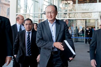 Jim Yong Kim renución ayer