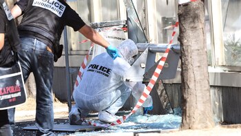 La policía investiga una de