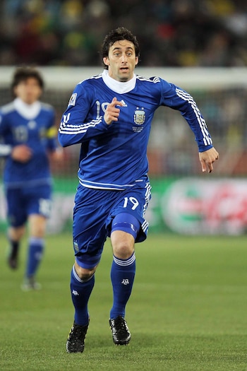 Diego Milito fue titular en