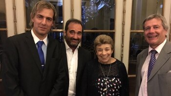 En el centro, Horacio Pitrau