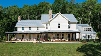 La propiedad le costó a