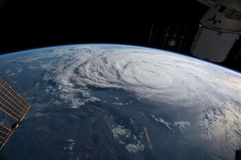 Vista del huracán Harvey desde la Estación Espacial Internacional. (NASA)
