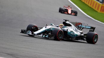 Lewis Hamilton a bordo de